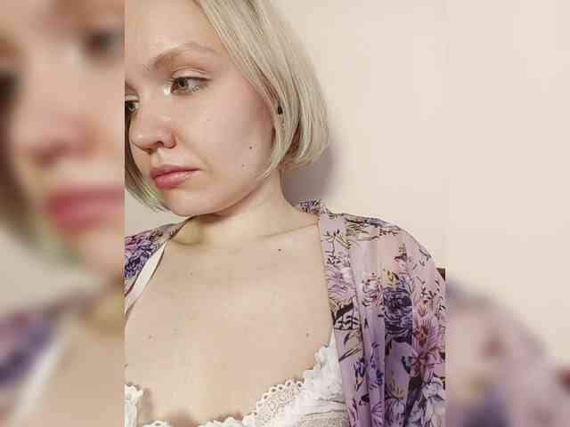 LadyAnny webcam