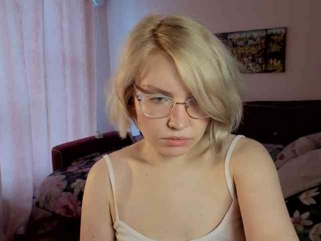 LadyAnny webcam