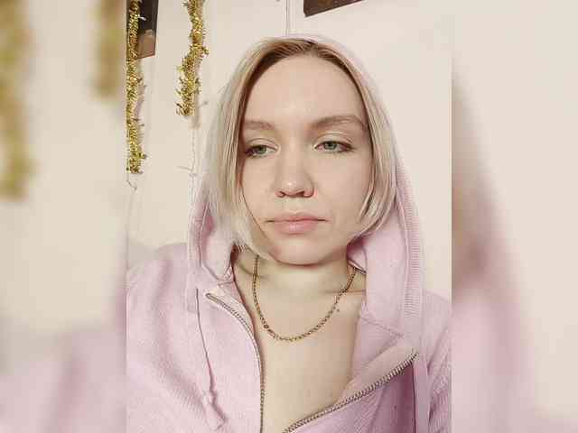 Tikoffka Live Webcam on BongaCams