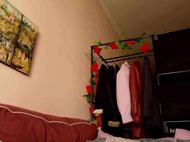 LadyAnny webcam
