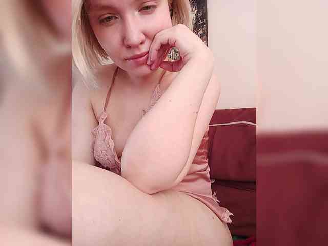 LadyAnny webcam