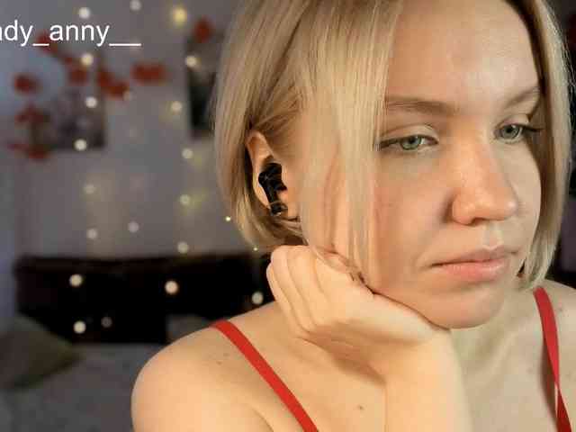 LadyAnny webcam