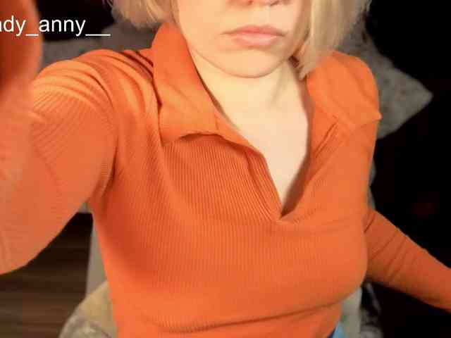 LadyAnny webcam