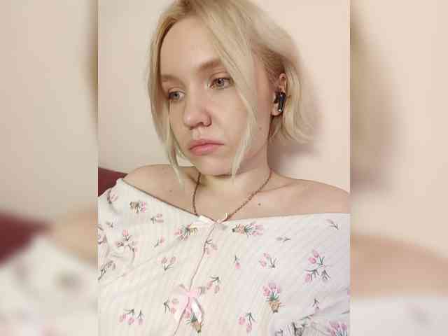 LadyAnny webcam