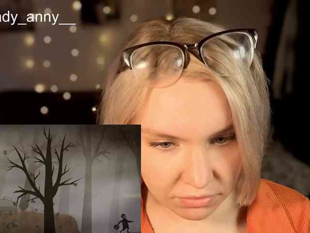 LadyAnny webcam