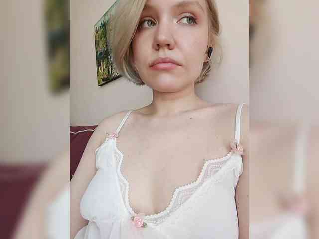 LadyAnny webcam