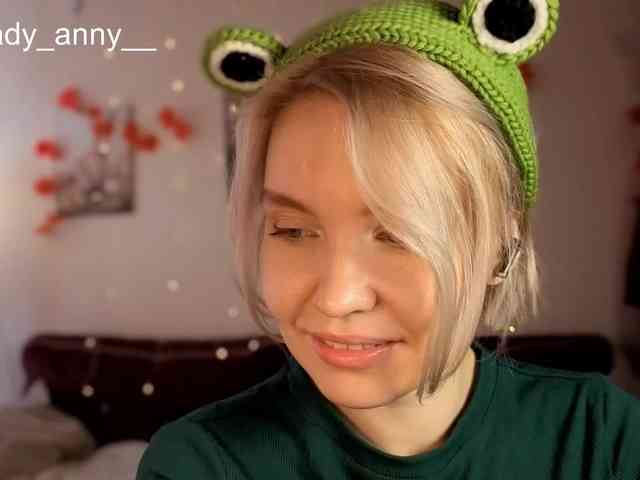 LadyAnny webcam