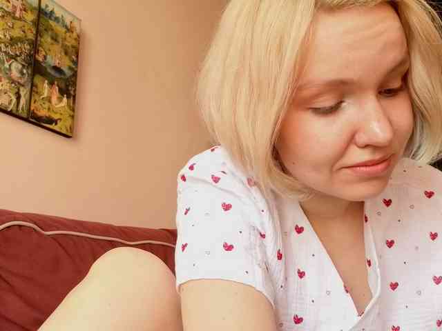 LadyAnny webcam
