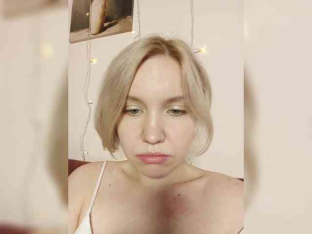 LadyAnny webcam