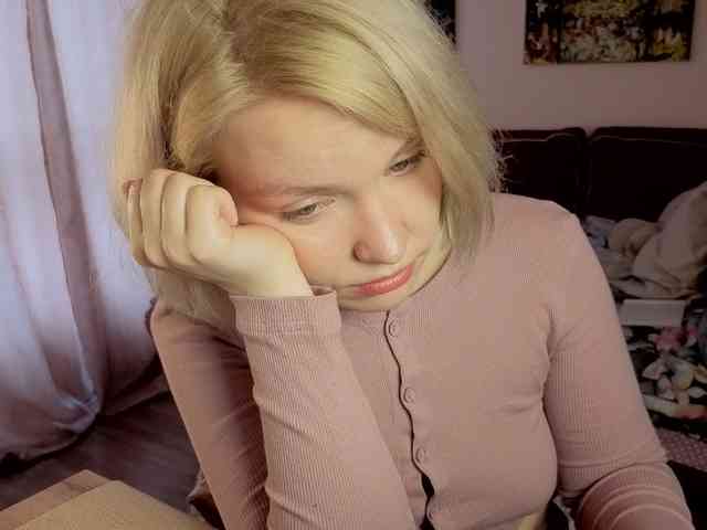 LadyAnny webcam