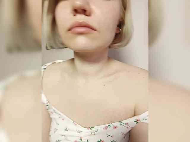 LadyAnny webcam