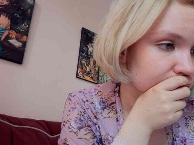 LadyAnny webcam