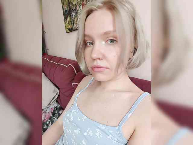 LadyAnny webcam