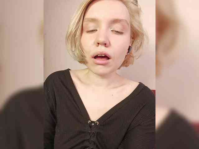 LadyAnny webcam