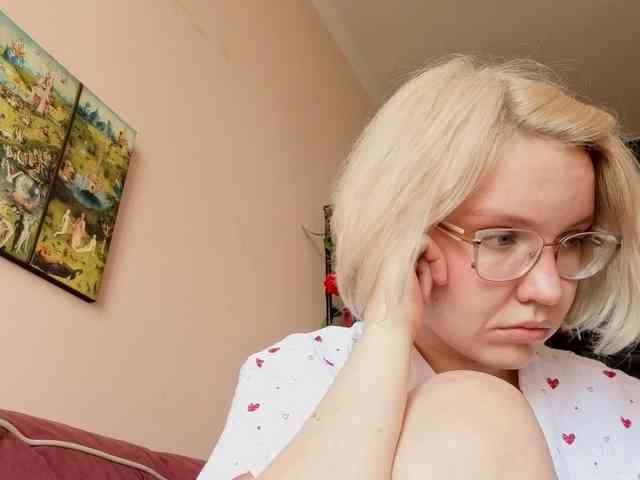 LadyAnny webcam
