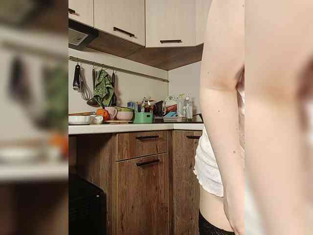 Tikoffka Live Webcam on BongaCams