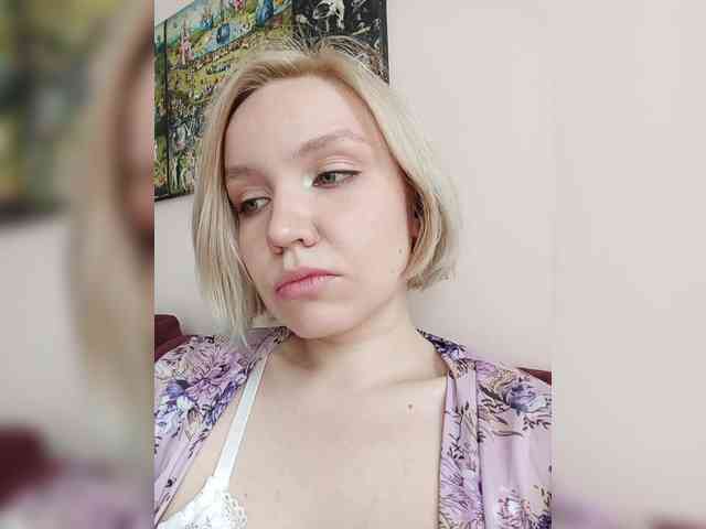 LadyAnny webcam