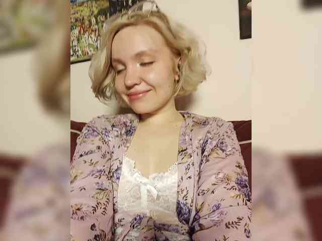 LadyAnny webcam