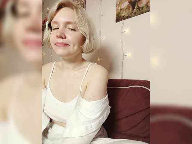 LadyAnny webcam