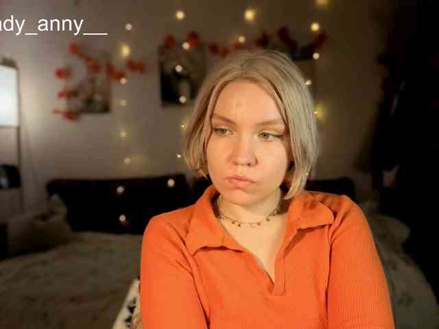 LadyAnny webcam