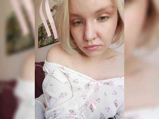 Group chat for 10 19 tokens, Full privates for 30 59 tokens, Privates for 3..., live cam 7
