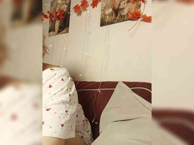 LadyAnny webcam
