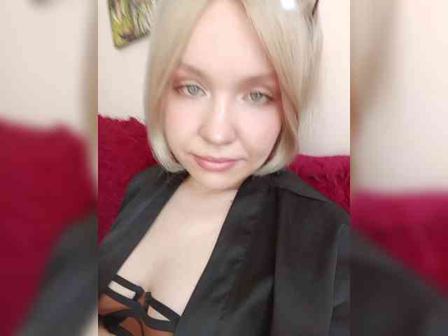 LadyAnny webcam