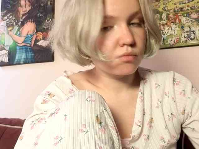 LadyAnny webcam