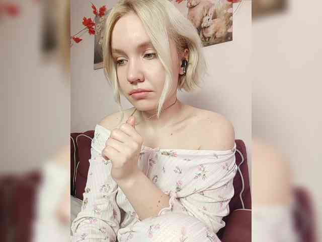 LadyAnny webcam