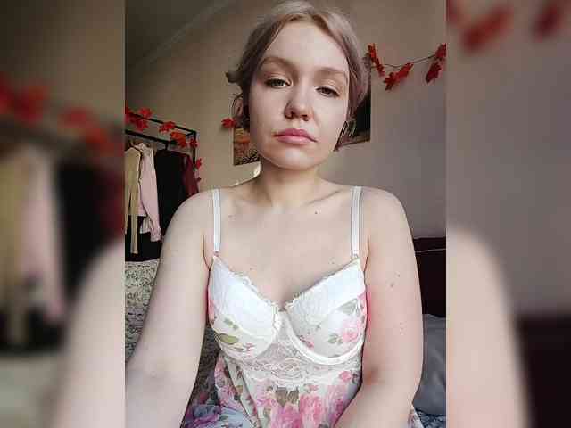 LadyAnny webcam