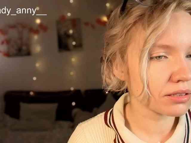 LadyAnny webcam