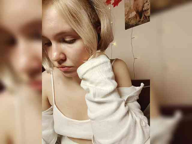 LadyAnny webcam