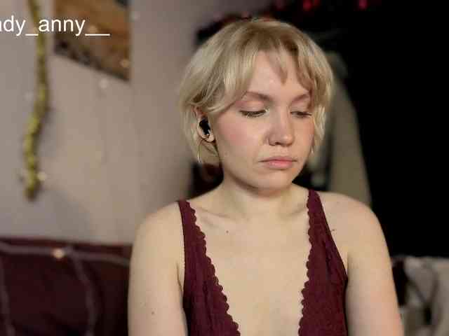 LadyAnny webcam