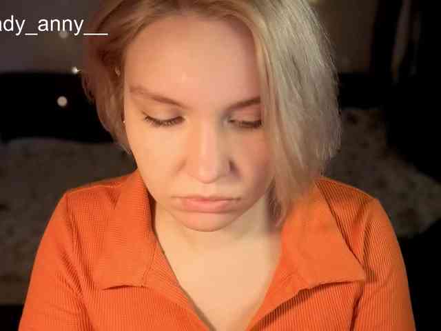 LadyAnny webcam