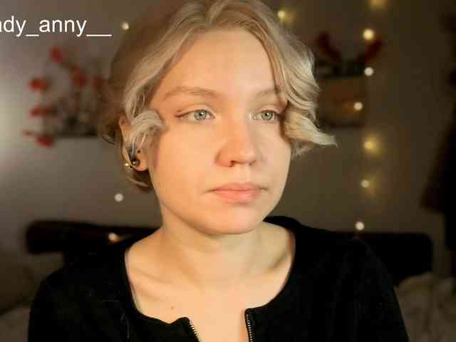 LadyAnny webcam