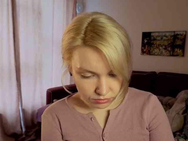 LadyAnny webcam