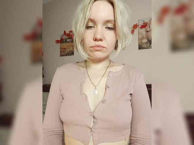 LadyAnny webcam