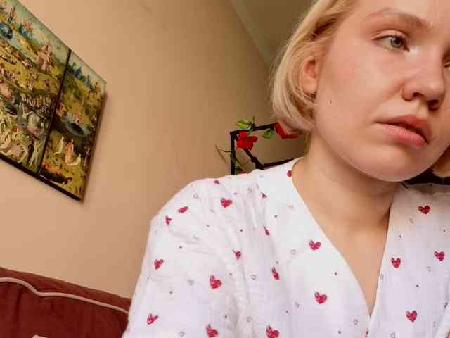 LadyAnny webcam