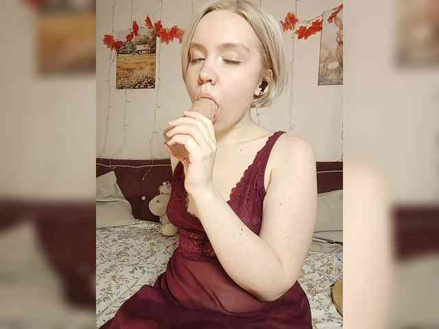 LadyAnny webcam
