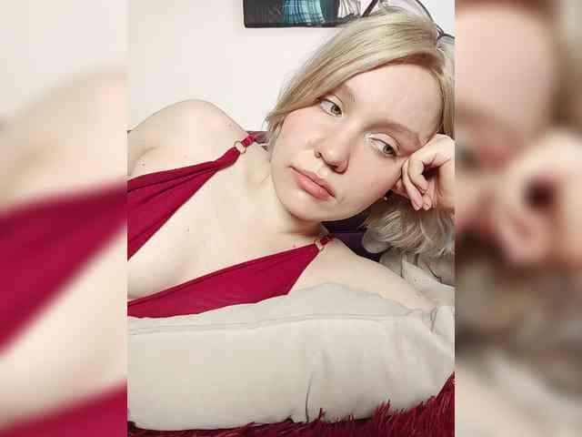LadyAnny webcam
