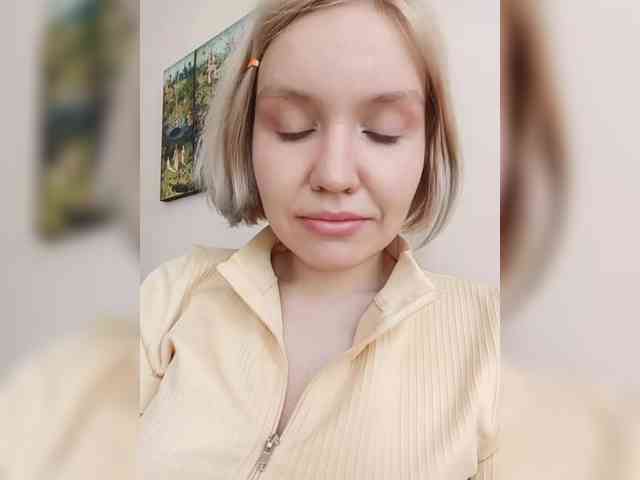 LadyAnny webcam