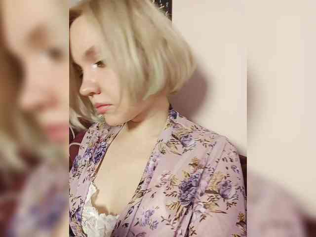 LadyAnny webcam