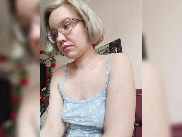 LadyAnny webcam
