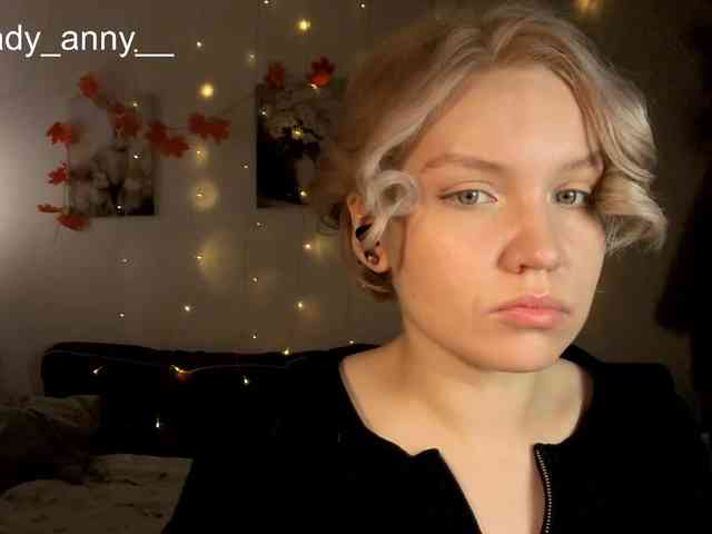 LadyAnny webcam