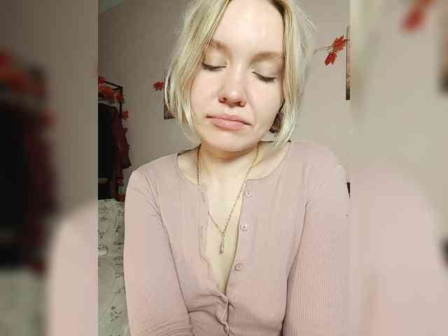 LadyAnny webcam