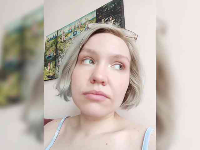 LadyAnny webcam