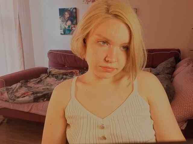 LadyAnny webcam
