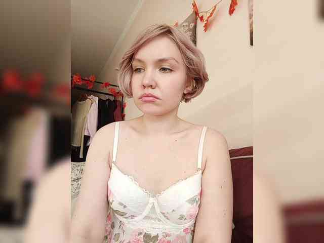LadyAnny webcam