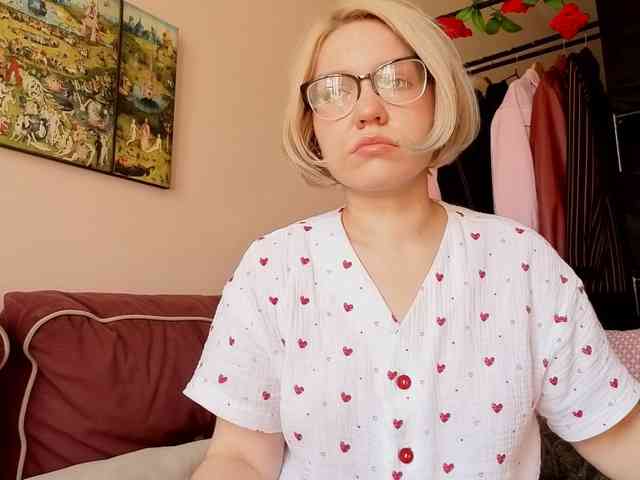 LadyAnny webcam