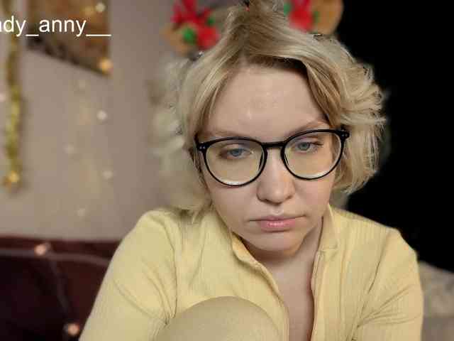 LadyAnny webcam